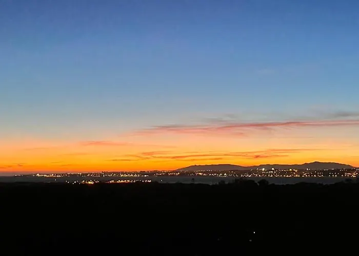 Luxe Sunset Lisbon Caparica *